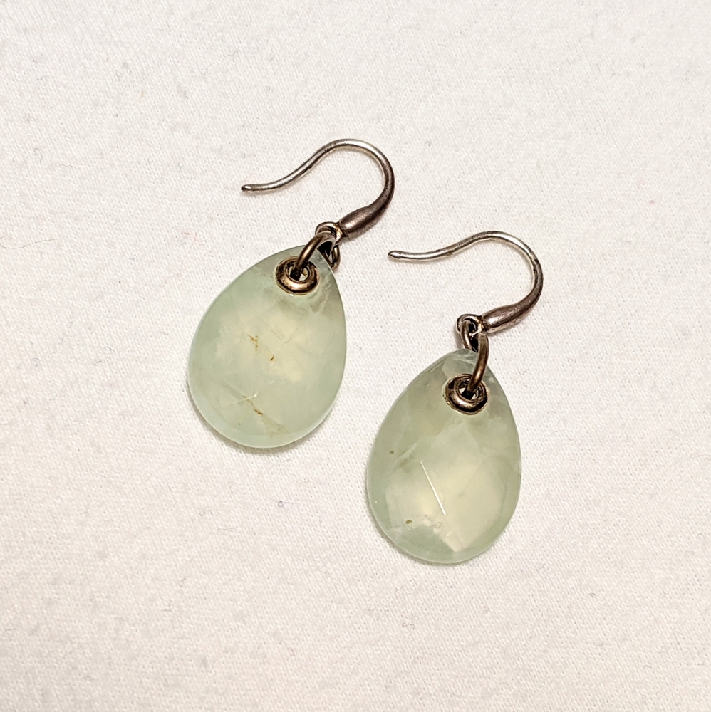 ✨ 3 for $3 ✨ Mint Green Dangle Earrings